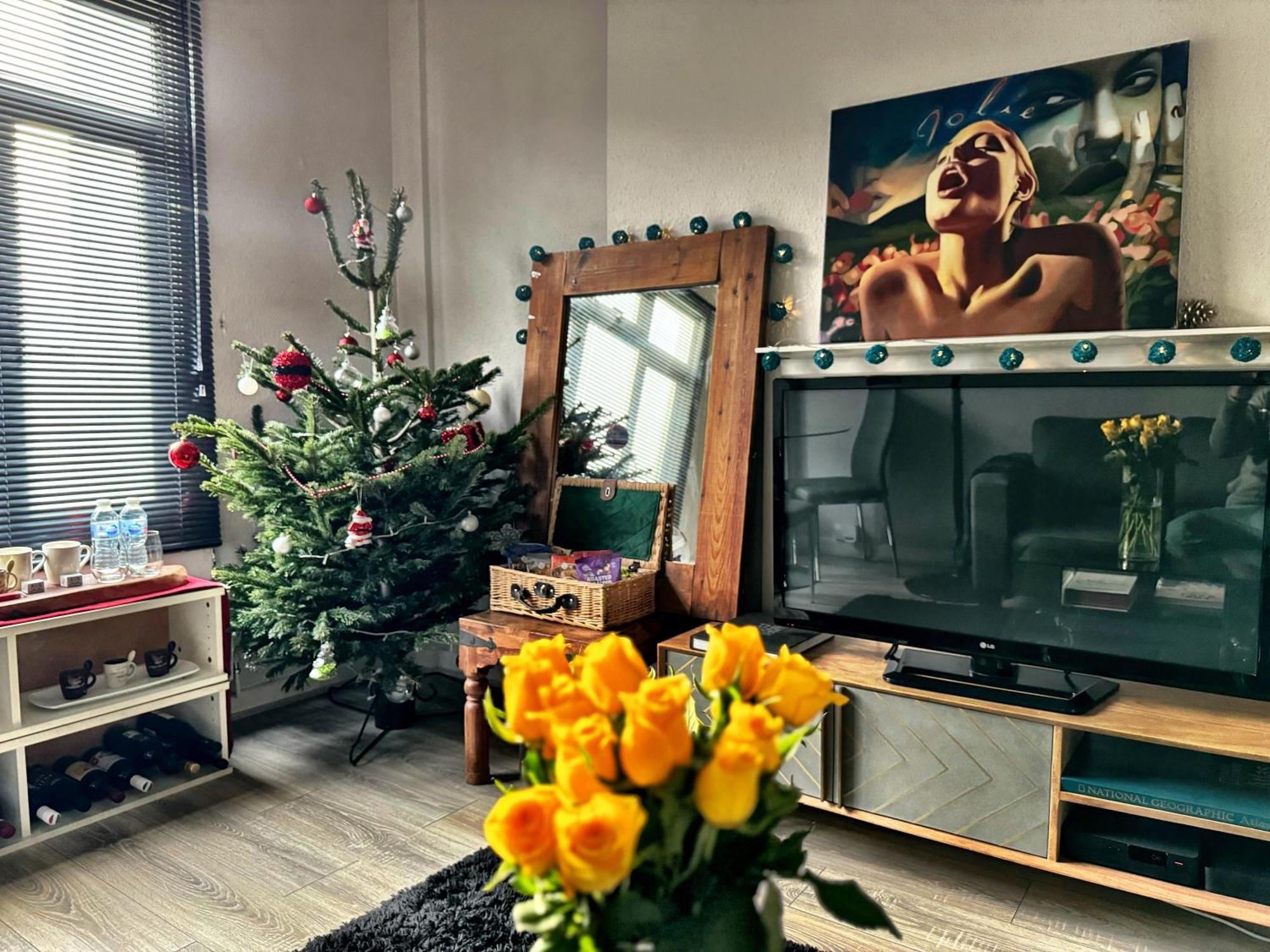 Appartamento Brixton Hill Retreat Modern And Cosy Londra Esterno foto